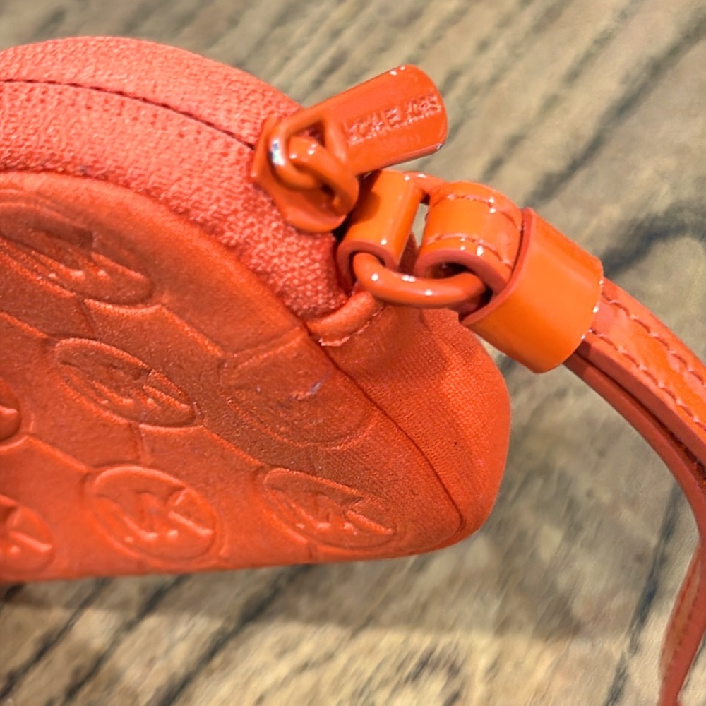 Michael Kors Neoprene coin bag orange - Picture 5 of 6